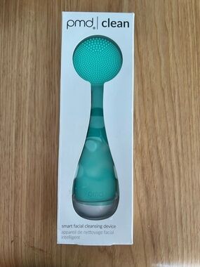 PMD Clean Facial Cleansing Device - Turquoise New in Box